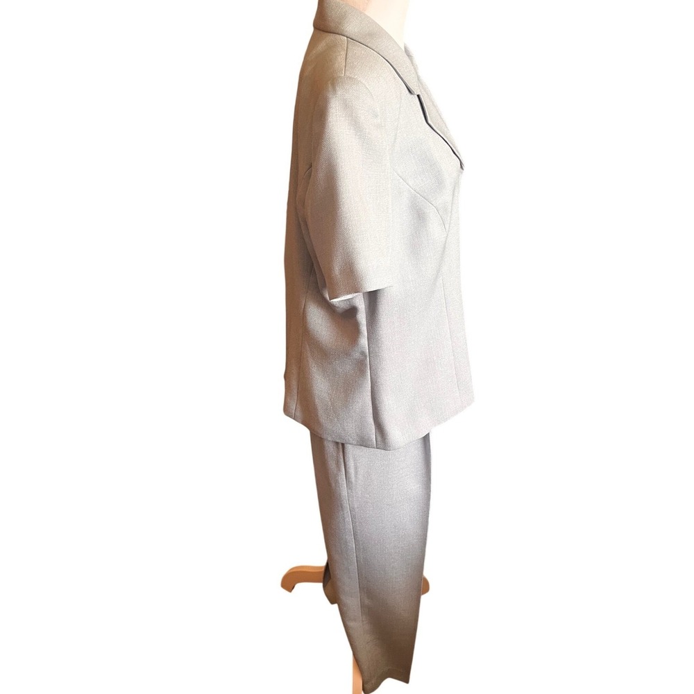 NWOT Joan Leslie Light Blue Short Sleeve Blazer Pants Suit Set Size 14-16 Petite - Picture 6 of 9